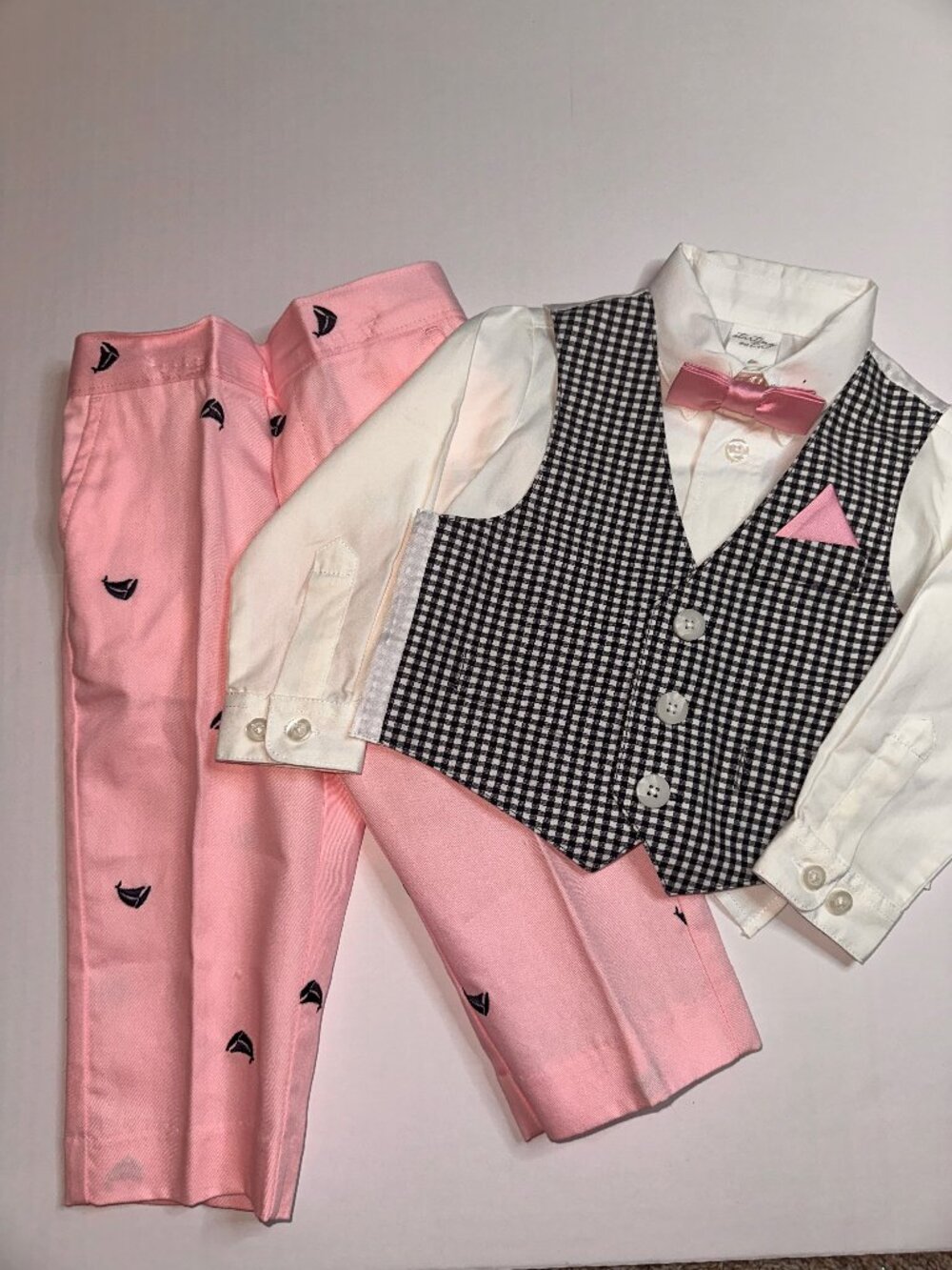 VTG Starting Out Boys 4 Piece Formal Outfit Vest Shirt Pants Bow Tie 6/9 Mo #727